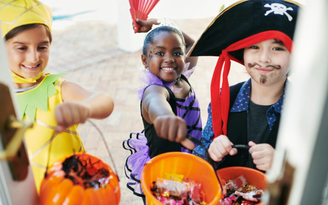 A Parent’s Ultimate Guide to a Spooktacular and Safe Halloween Night